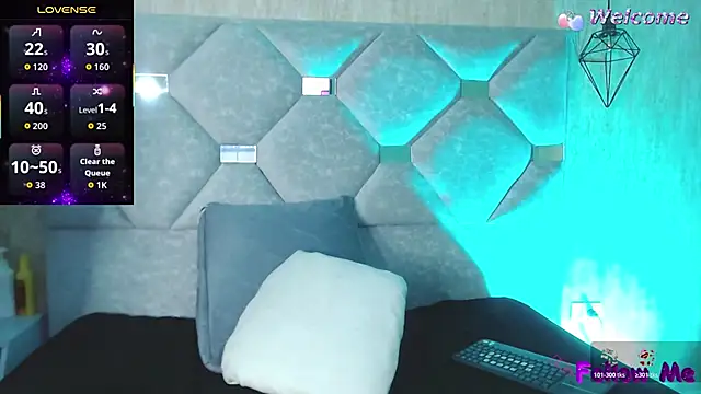 Danielaa a online show from March 2026 11:33:01 PM