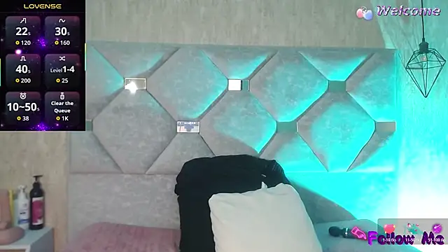 Danielaa a online show from March 2026 12:31:02 AM