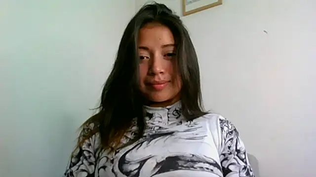 Snapshot of katherodriguezx chatting on June 2026 09:01:02 PM katherodriguezx online show from June 2026 09:01:02 PM
