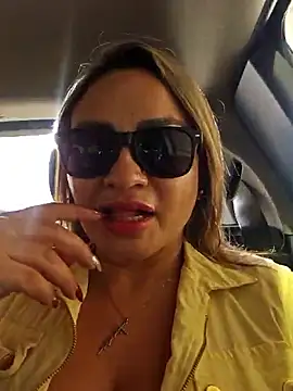 Afroditecash online show from April 2026 02:10:02 PM