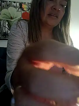 Afroditecash online show from November 2025 11:43:02 PM