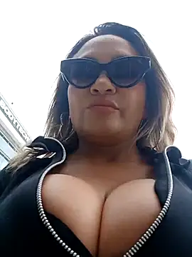 Afroditecash online show from October 2025 06:07:01 PM