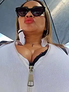 Afroditecash online show from March 2026 07:20:02 PM