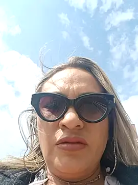 Afroditecash online show from December 2025 06:32:01 PM