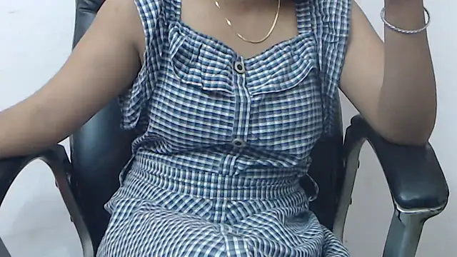 Snapshot of wildbabes chatting on February 2025 04:35:02 PM wildbabes online show from February 2025 04:35:02 PM