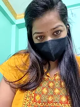 Monalisa Singh online show from November 2025 06:45:02 PM