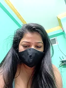 Monalisa Singh online show from February 2026 06:52:02 PM