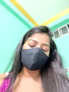 Snapshot of Monalisa_Singh chatting on July 2026 04:40:01 PM Monalisa Singh online show from July 2026 04:40:01 PM