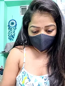 Monalisa Singh online show from April 2026 06:22:01 PM