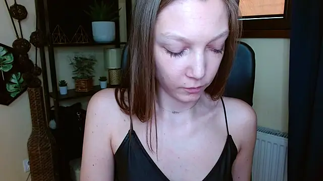 EmillyPlay online show from March 2026 11:58:01 AM