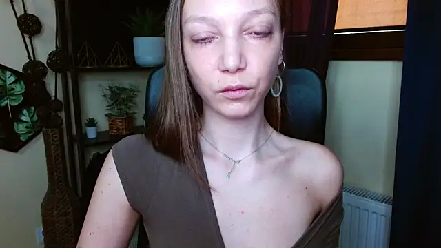 EmillyPlay online show from March 2026 06:35:01 AM