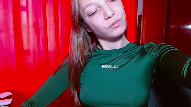 EmillyPlay online show from December 2025 09:31:02 AM