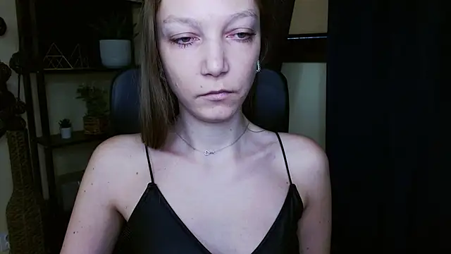 EmillyPlay online show from February 2026 07:21:02 AM