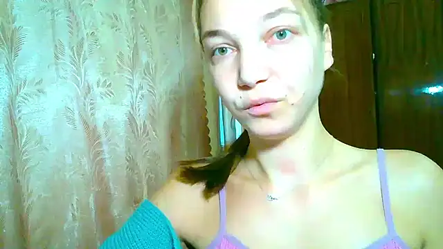 EmillyPlay online show from November 2025 06:47:02 AM