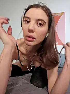 licoricepizza online show from October 2025 09:55:01 AM