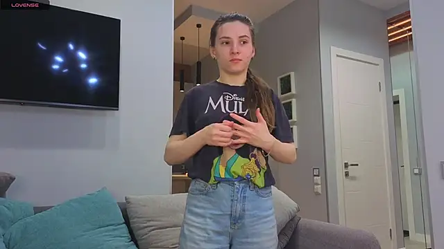 DonnaBurkee online show from November 2025 04:38:02 AM