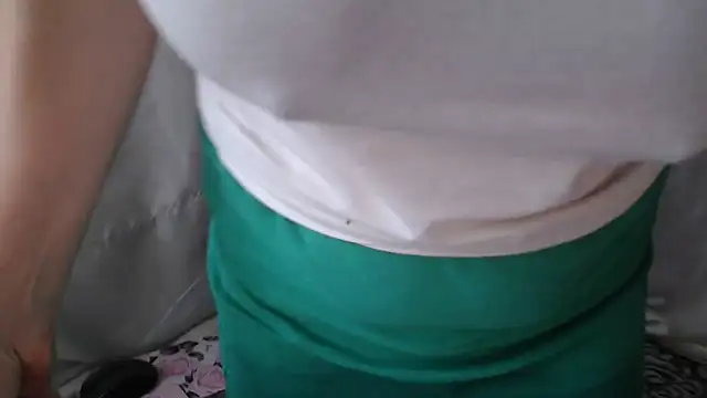 Burberrry  online show from November 2025 08:24:01 AM