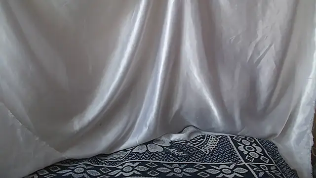 Burberrry  online show from May 2026 05:22:01 PM