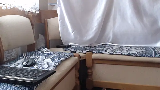 Burberrry  online show from May 2026 05:34:02 AM