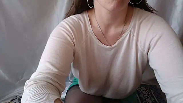 Burberrry  online show from May 2026 09:32:02 AM