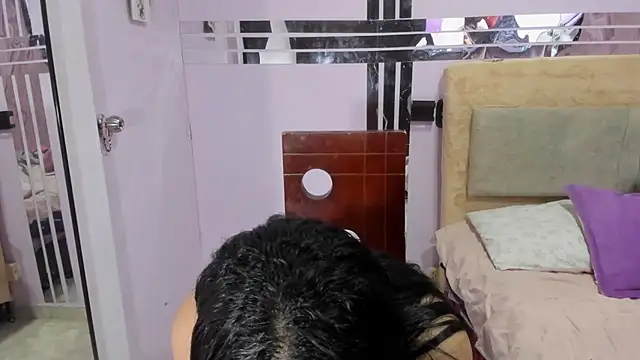 celesttemoon online show from February 2026 01:11:02 PM