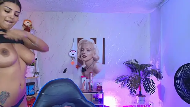 SALOOMEE   online show from January 2026 09:55:02 PM