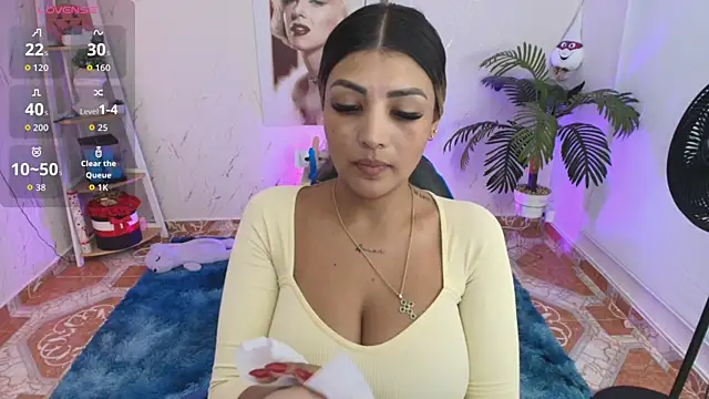 SALOOMEE   online show from April 2026 08:04:02 PM