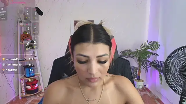 SALOOMEE   online show from May 2026 04:04:02 PM