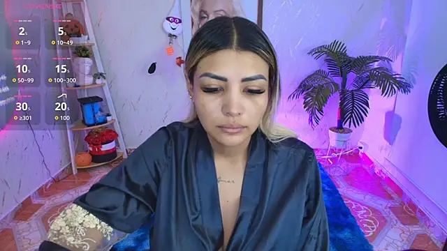 SALOOMEE   online show from November 2025 10:36:01 AM