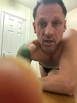 Snapshot of Yourhotboy_42 chatting on March 2025 07:53:01 PM Yourhotboy 42 online show from March 2025 07:53:01 PM