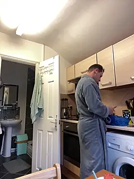 Snapshot of Yourhotboy_42 chatting on November 2025 02:44:01 PM Yourhotboy 42 online show from November 2025 02:44:01 PM