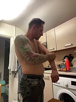 Snapshot of Yourhotboy_42 chatting on October 2025 05:46:01 PM Yourhotboy 42 online show from October 2025 05:46:01 PM