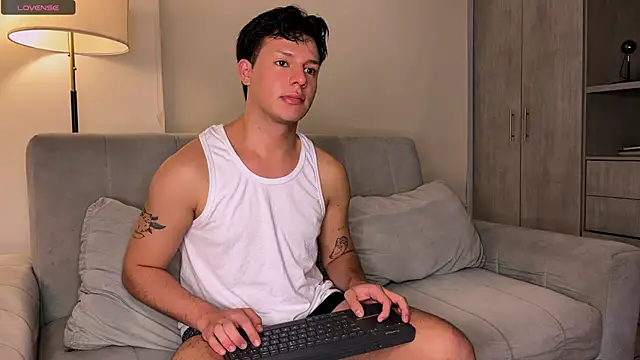 Alexxblue online show from March 2026 03:43:01 AM