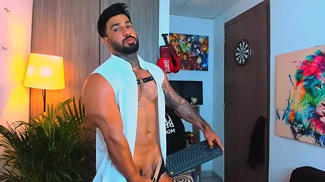 naugthy dominant online show from October 2025 01:23:01 PM