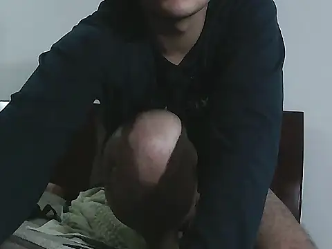 Nicolds14 online show from November 2025 01:53:01 AM