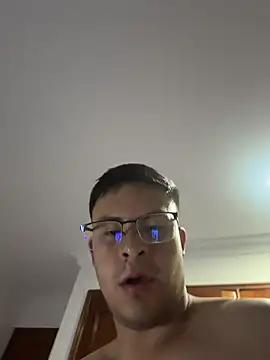 Nicolds14 online show from February 2026 01:37:02 AM