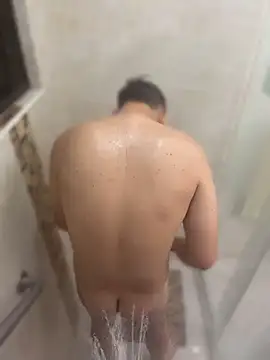 Nicolds14 online show from April 2026 11:53:01 PM