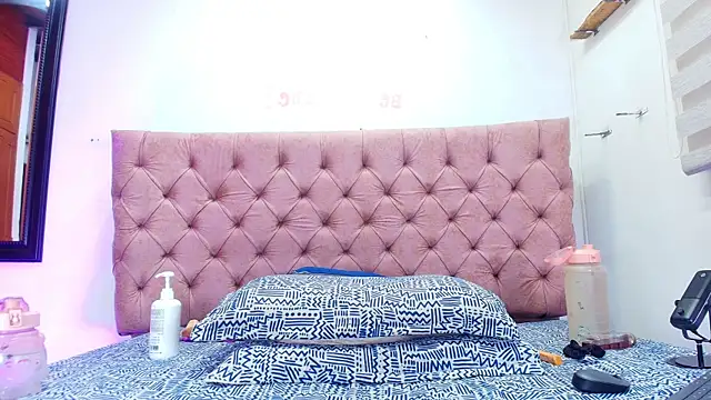 diane di online show from October 2025 07:18:01 PM