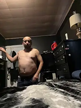 ElPollo77 online show from December 2024 02:49:02 PM