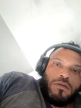 morenorj17 online show from September 2025 10:11:01 AM