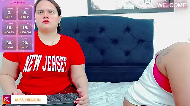 brunnette hot online show from October 2025 11:00:01 AM
