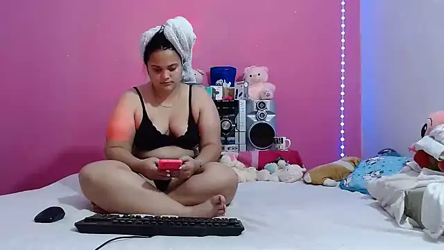 brunnette hot online show from June 2026 11:38:02 AM