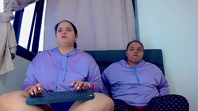 brunnette hot online show from November 2025 11:00:02 AM