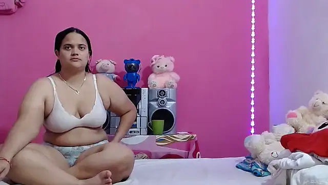 brunnette hot online show from July 2026 12:23:01 PM