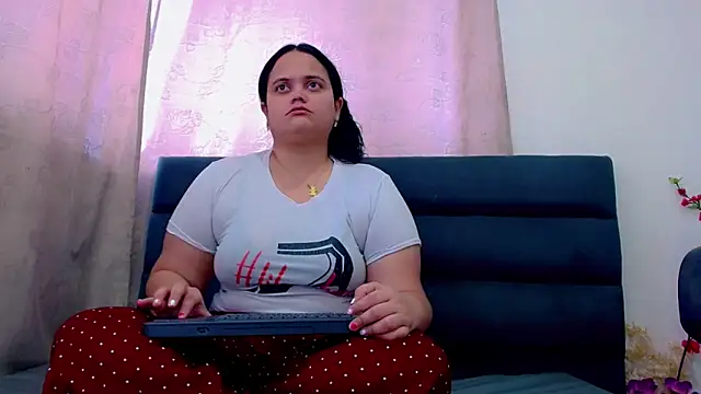 brunnette hot online show from February 2026 12:29:02 PM