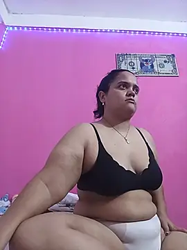 Snapshot of brunnette_hot chatting on June 2026 10:32:02 AM brunnette hot online show from June 2026 10:32:02 AM