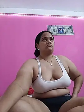 Snapshot of brunnette_hot chatting on June 2026 10:27:02 AM brunnette hot online show from June 2026 10:27:02 AM