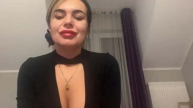 Snapshot of DESIREjenny chatting on March 2025 08:53:02 AM DESIREjenny online show from March 2025 08:53:02 AM