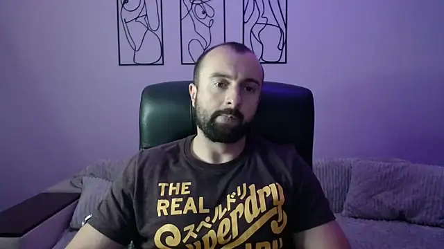 brindlefly6969 online show from September 2025 10:59:01 AM