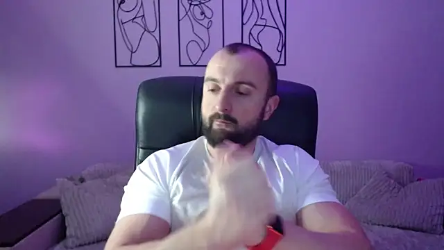 brindlefly6969 online show from January 2026 11:24:02 AM